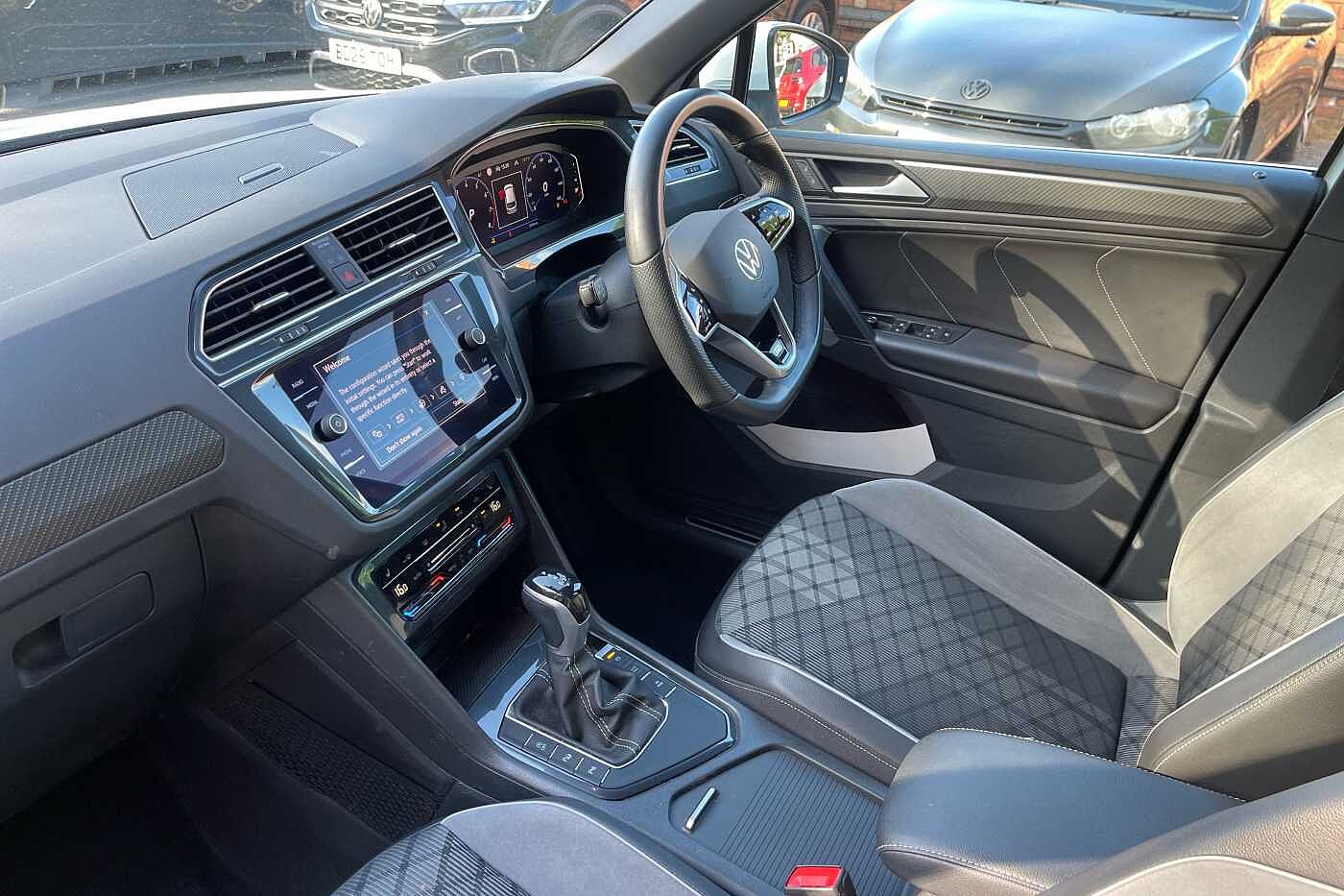 Used Volkswagen Tiguan 2023 for sale - 76139657: Photo 2