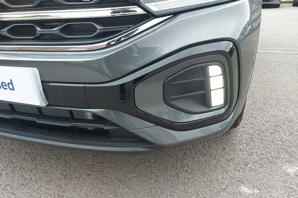 Used Volkswagen T-Roc 2025 for sale - 76110896: Photo 20