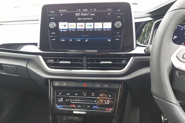 Used Volkswagen T-Roc 2025 for sale - 76110896: Photo 9