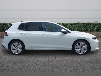 Used Volkswagen Golf 2026 for sale - 79670966: Photo