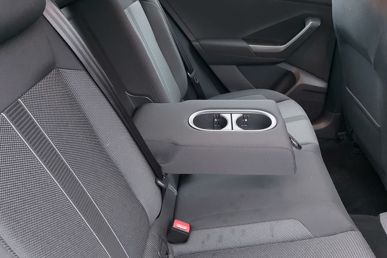 Used Volkswagen T-Roc 2023 for sale - 77613760: Photo 23