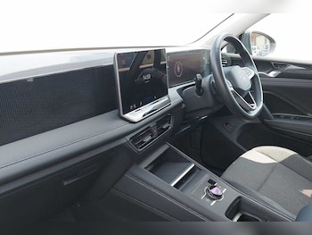 Used Volkswagen Tiguan 2024 for sale - 79449321: Photo