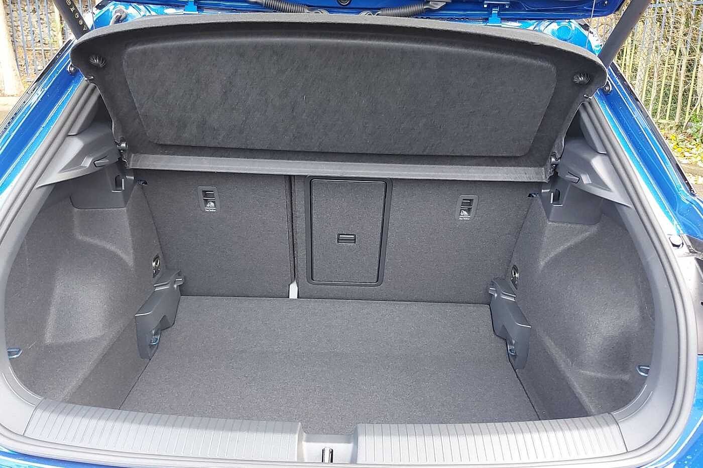 Used Volkswagen T-Roc 2025 for sale - 77176797: Photo 11