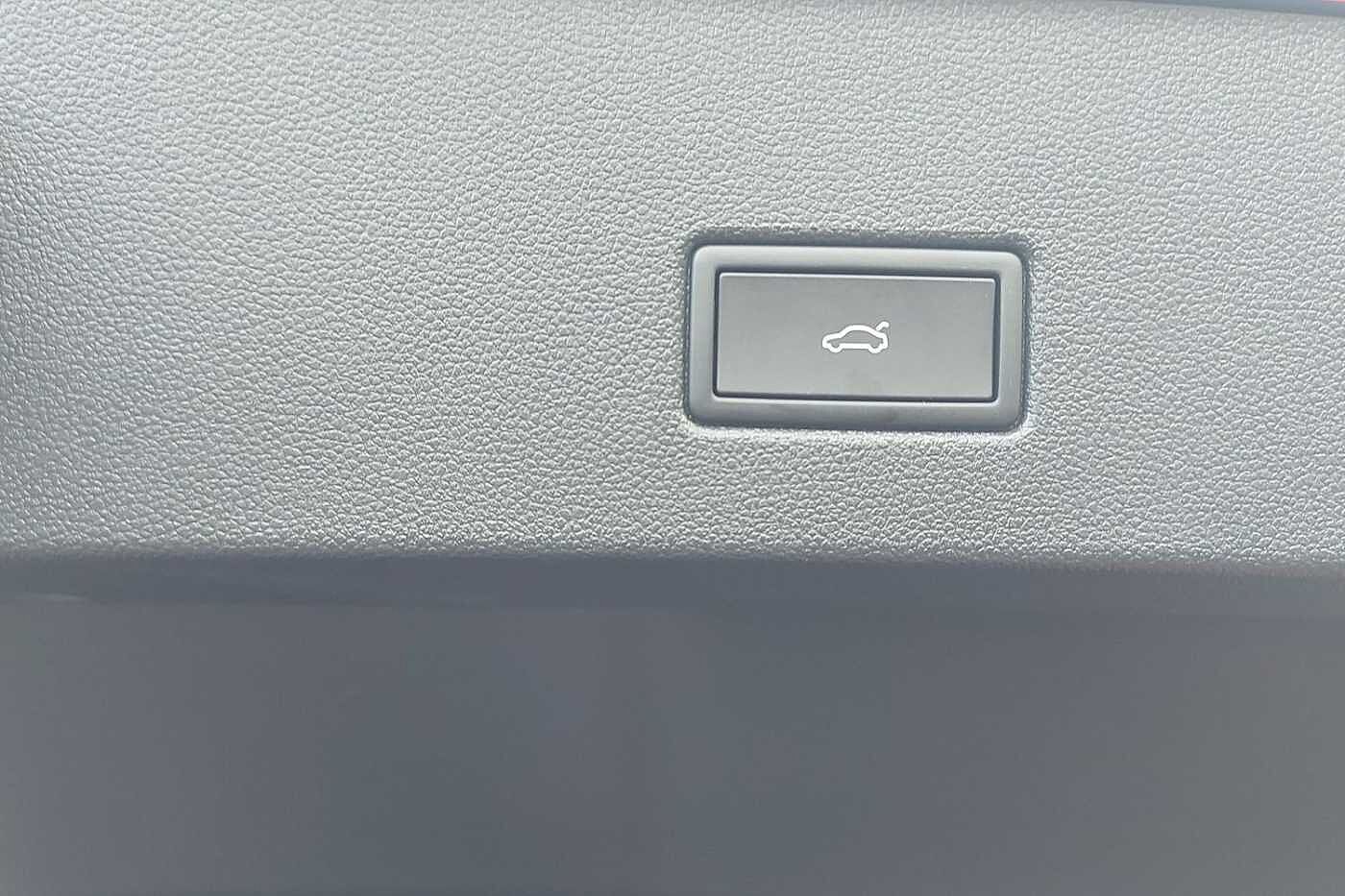 Used Volkswagen T-Roc 2025 for sale - 77176797: Photo 14