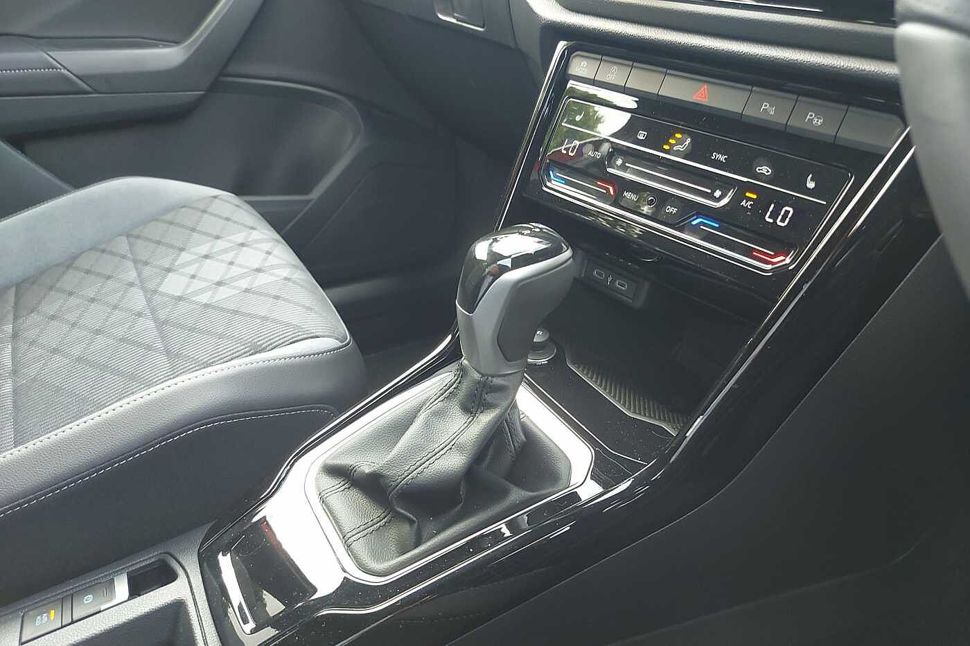 Used Volkswagen T-Roc 2025 for sale - 76800438: Photo 10