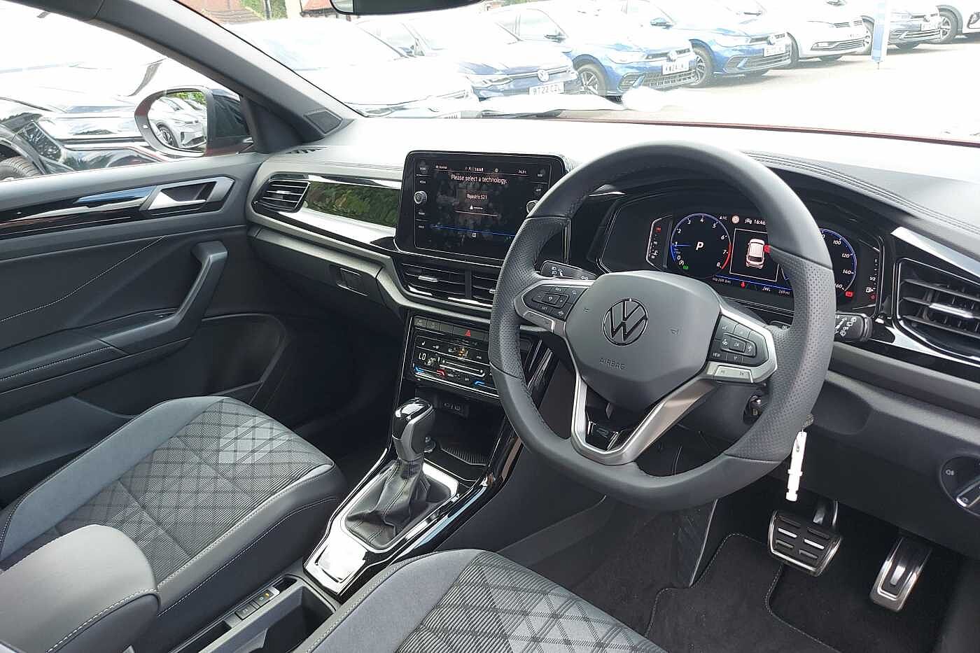 Used Volkswagen T-Roc 2025 for sale - 76800438: Photo 6