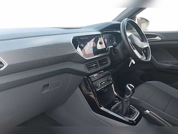 Used Volkswagen T-Cross 2020 for sale - 79108124: Photo