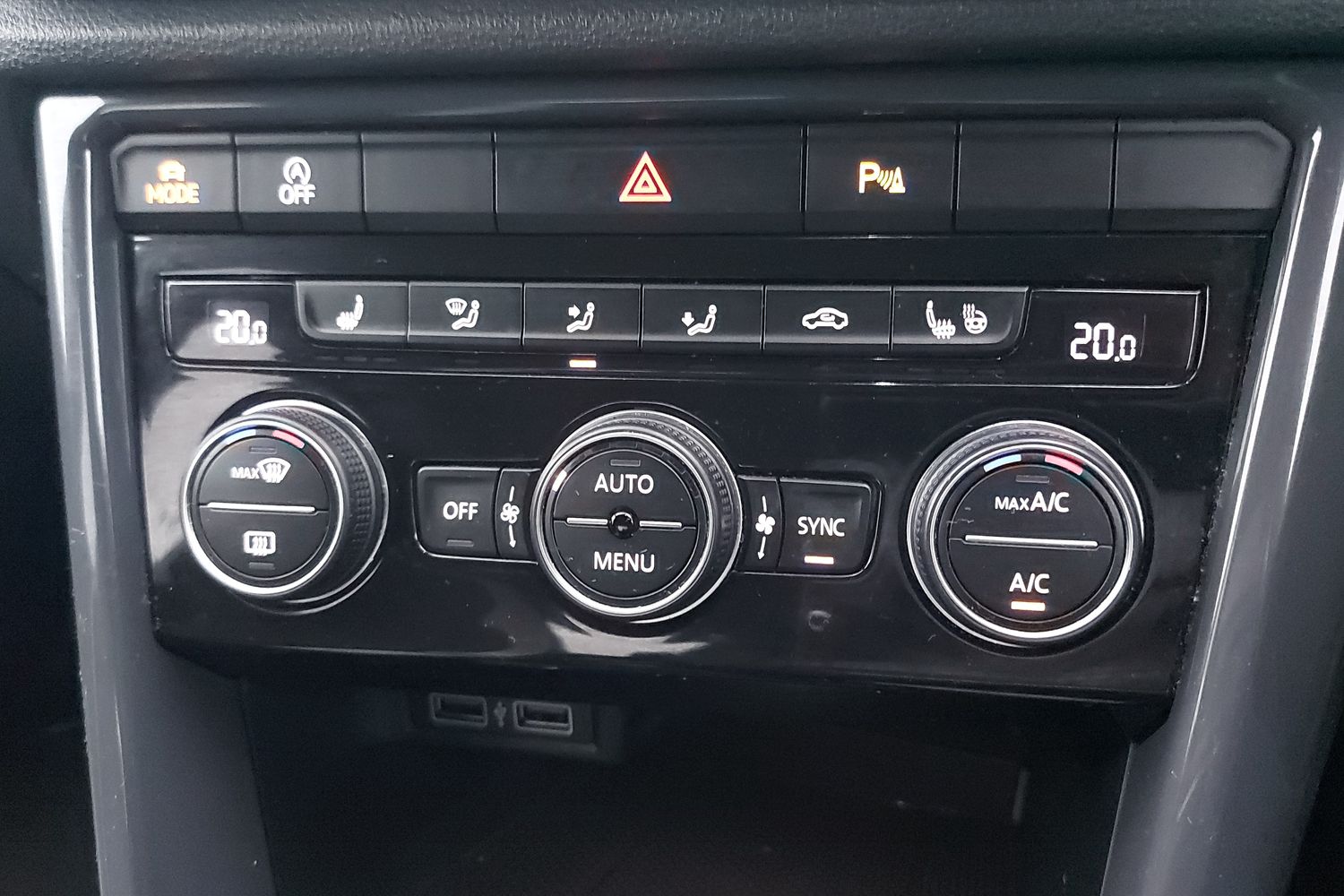 Used Volkswagen T-Roc 2020 for sale - 77855201: Photo 30