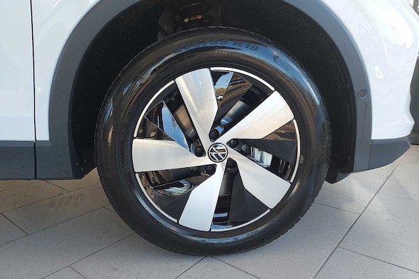 Used Volkswagen Tiguan 2024 for sale - 76111389: Photo 5