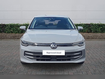 Used Volkswagen Golf 2024 for sale - 78785699: Photo