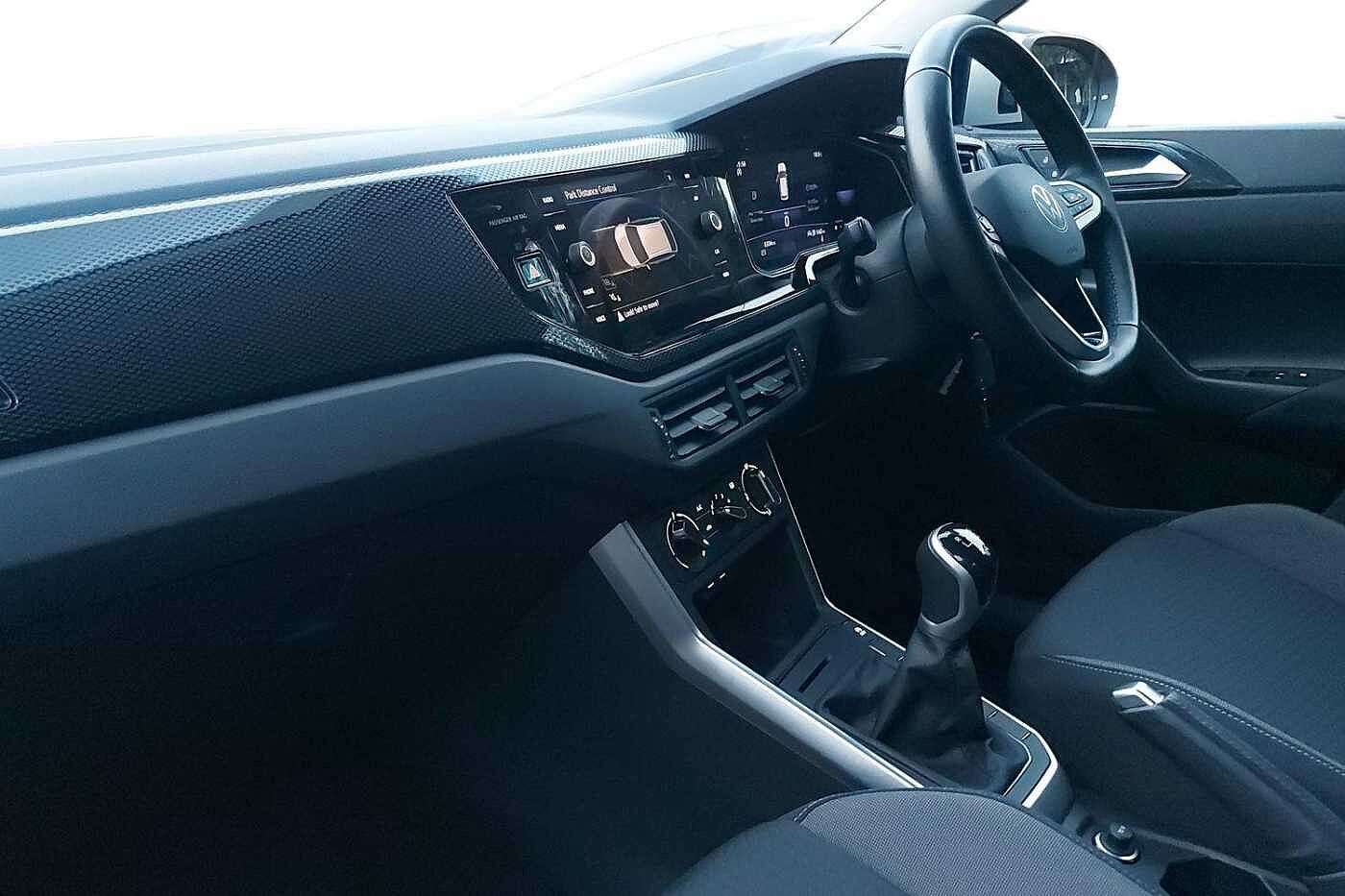 Used Volkswagen Taigo 2023 for sale - 77176851: Photo 2