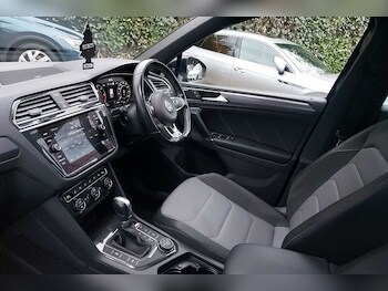 Used Volkswagen Tiguan 2017 for sale - 76419904: Photo