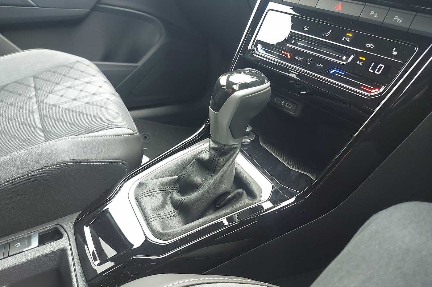 Used Volkswagen T-Roc 2025 for sale - 76111060: Photo 10