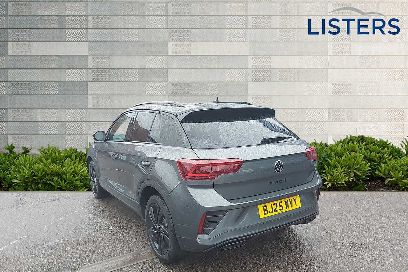 Used Volkswagen T-Roc 2025 for sale - 76111060: Photo 3