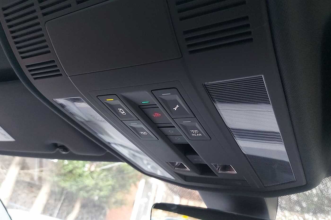 Used Volkswagen Touareg 2025 for sale - 76800717: Photo 19