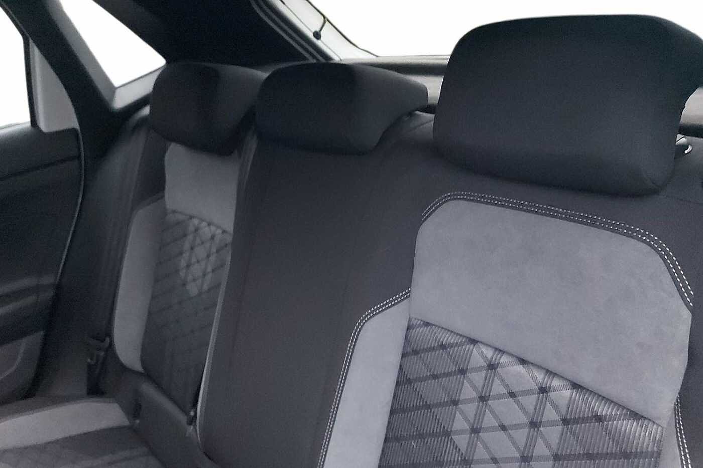 Used Volkswagen Polo 2024 for sale - 77177638: Photo 10