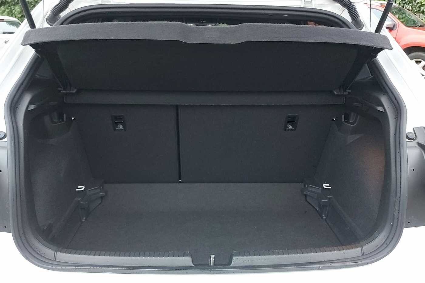 Used Volkswagen Polo 2024 for sale - 77177638: Photo 11