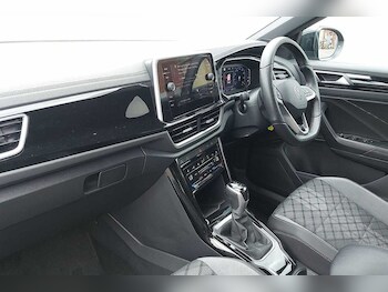 Used Volkswagen T-Roc 2025 for sale - 79108154: Photo