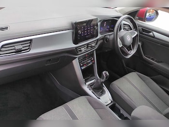 Used Volkswagen T-Roc 2022 for sale - 79534315: Photo