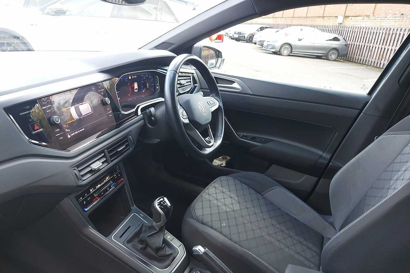 Used Volkswagen Polo 2022 for sale - 76419860: Photo 2