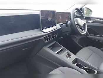 Used Volkswagen Tiguan 2026 for sale - 77587998: Photo