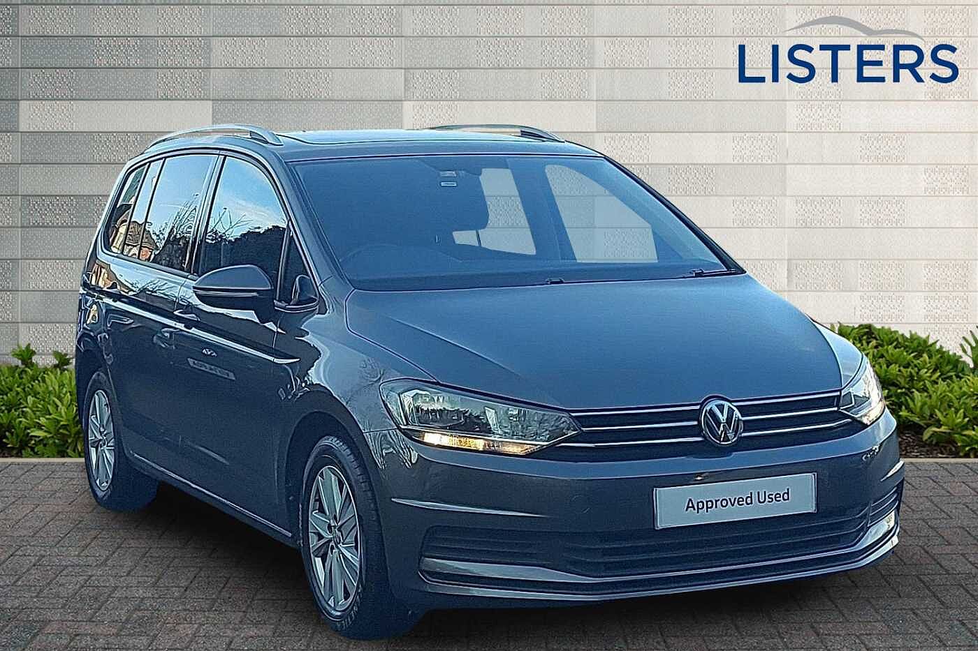 Used Volkswagen Touran 2019 for sale - 76800358: Photo 1