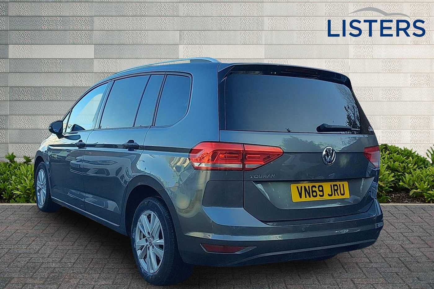 Used Volkswagen Touran 2019 for sale - 76800358: Photo 3