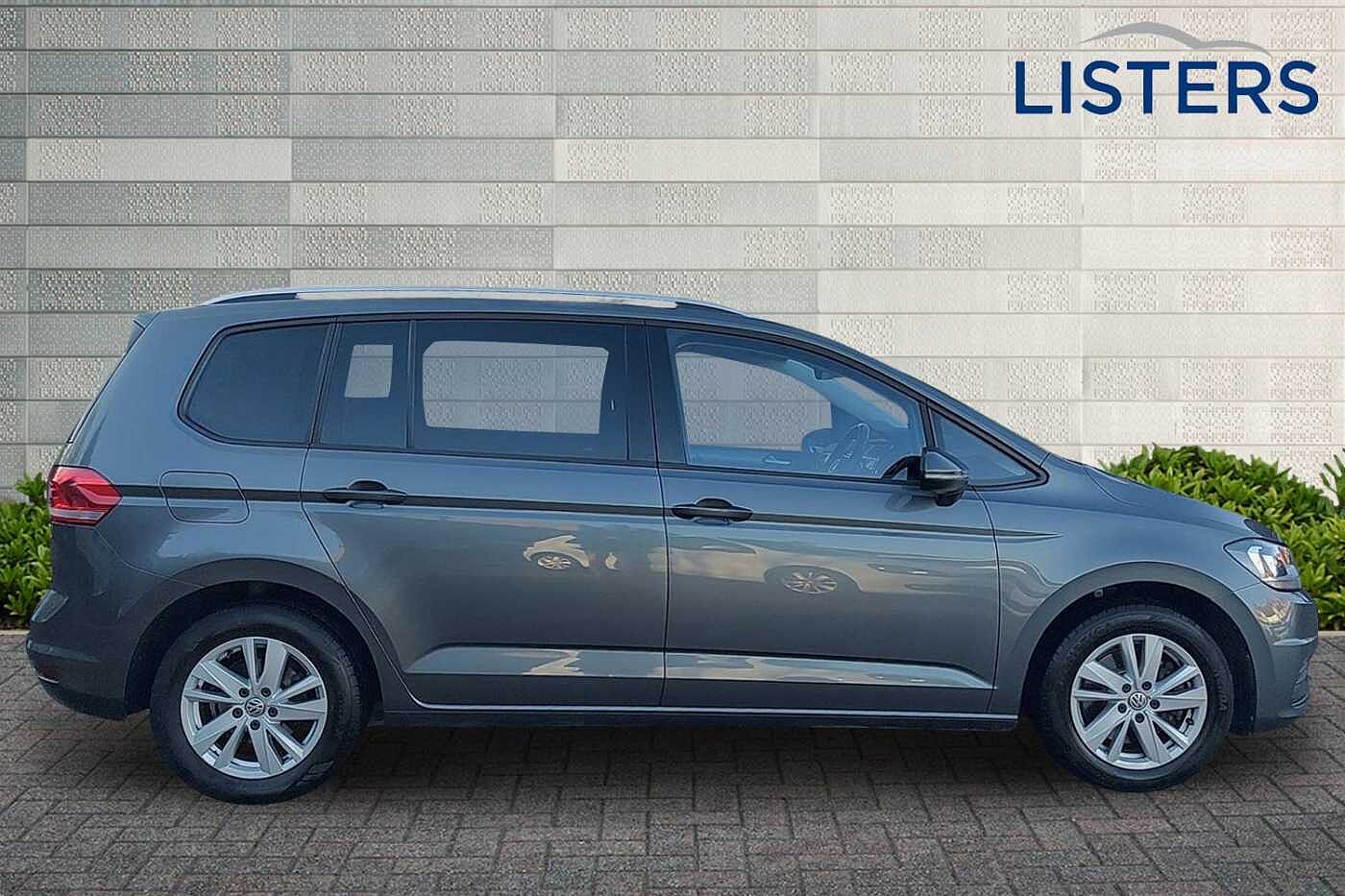 Used Volkswagen Touran 2019 for sale - 76800358: Photo 4