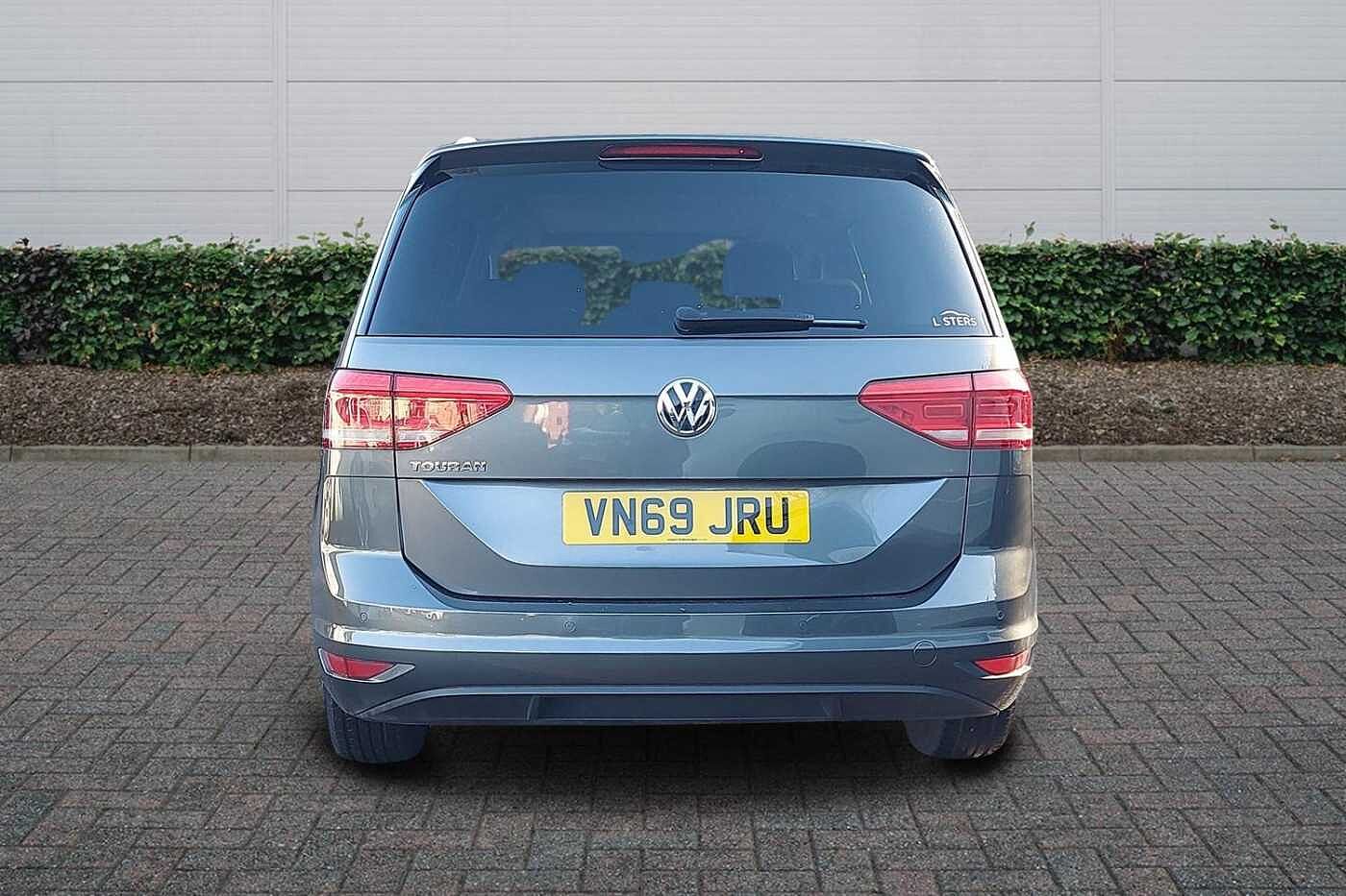 Used Volkswagen Touran 2019 for sale - 76800358: Photo 8