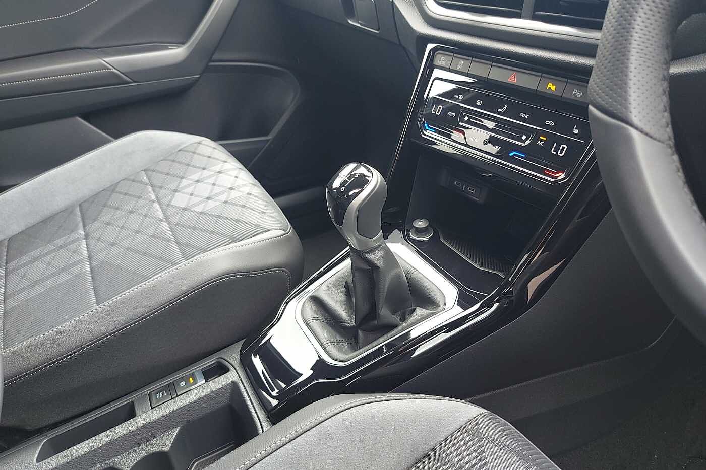 Used Volkswagen T-Roc 2025 for sale - 77177622: Photo 10