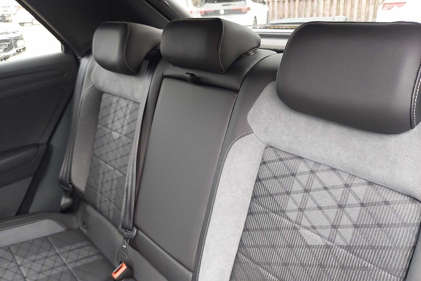 Used Volkswagen T-Roc 2025 for sale - 77177622: Photo 11