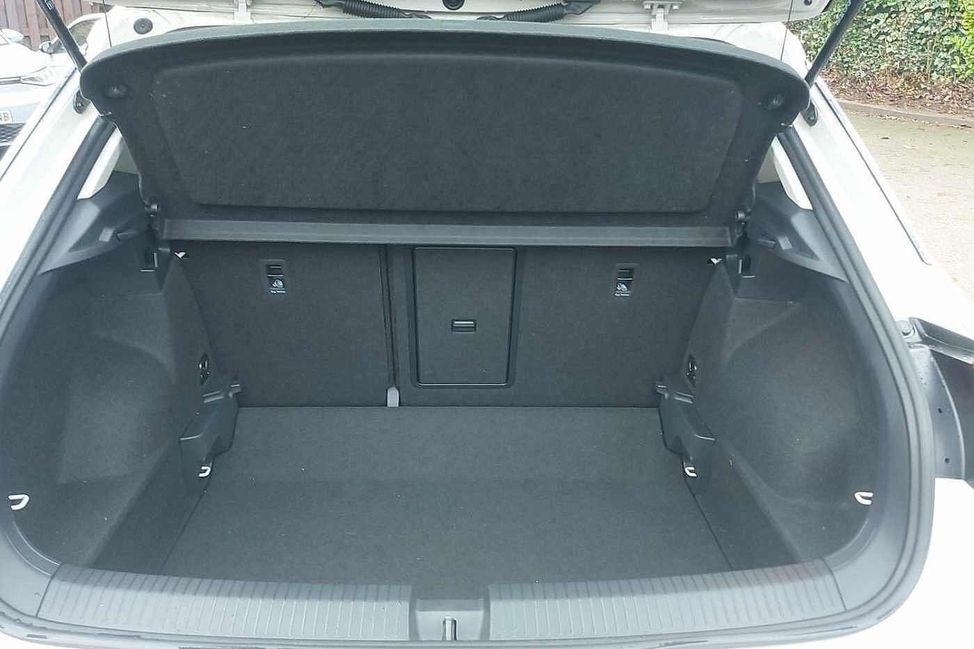 Used Volkswagen T-Roc 2022 for sale - 77021759: Photo 11