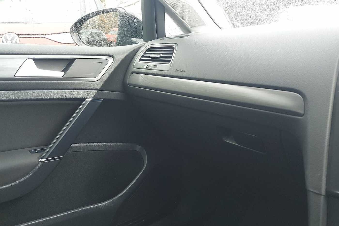 Used Volkswagen Golf 2019 for sale - 77427500: Photo 15