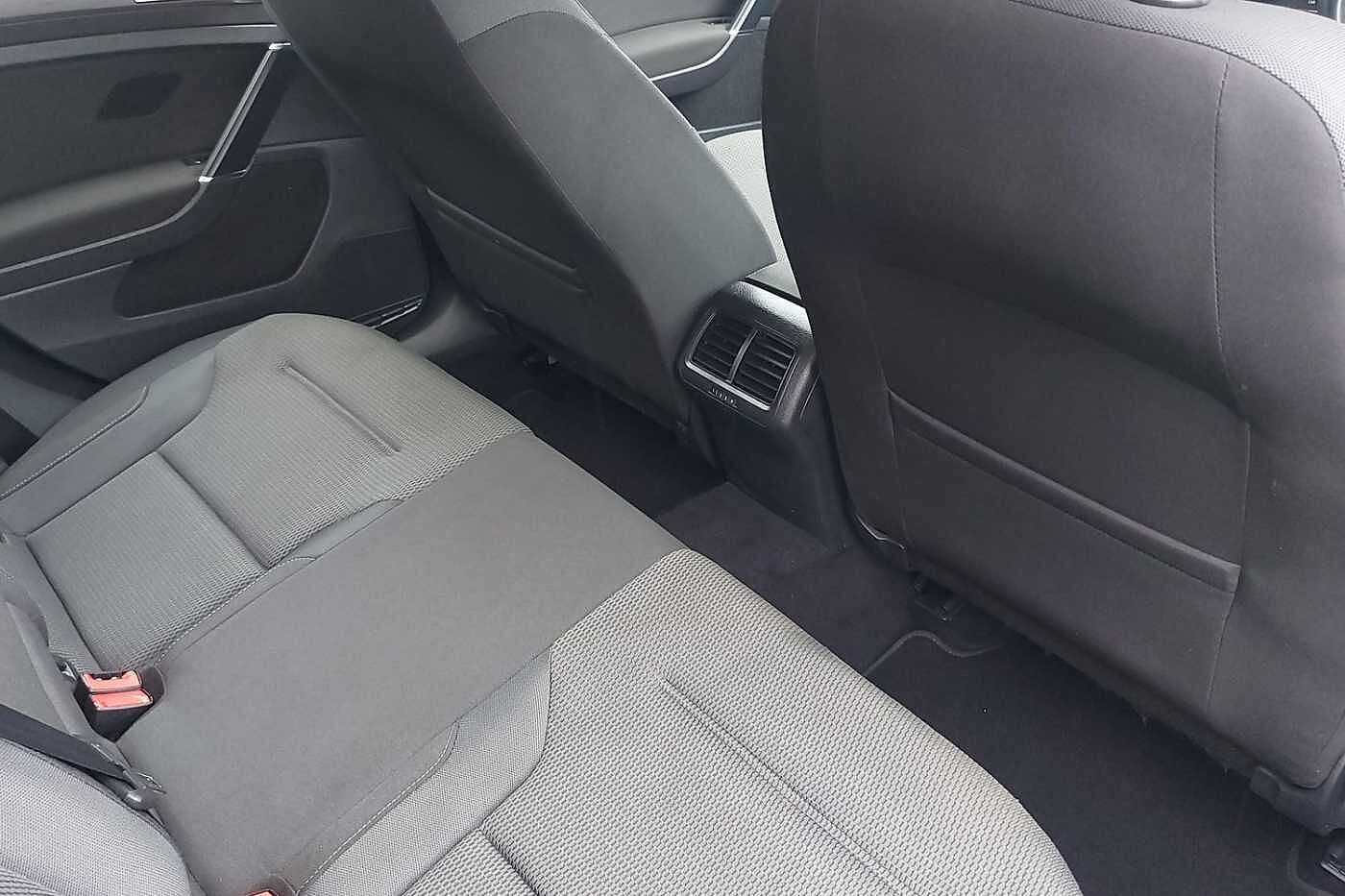 Used Volkswagen Golf 2019 for sale - 77427500: Photo 20