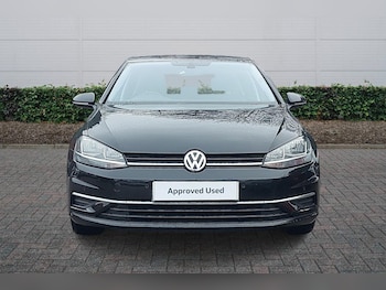 Used Volkswagen Golf 2019 for sale - 77427500: Photo