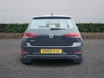 Used Volkswagen Golf 2019 for sale - 77427500: Photo