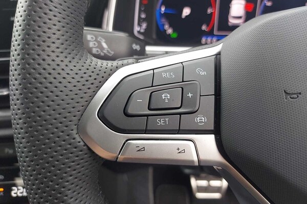Used Volkswagen T-Roc 2025 for sale - 76111030: Photo 16