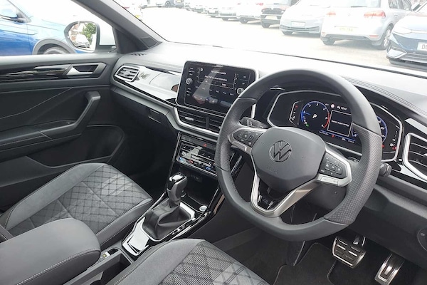 Used Volkswagen T-Roc 2025 for sale - 76111030: Photo 6