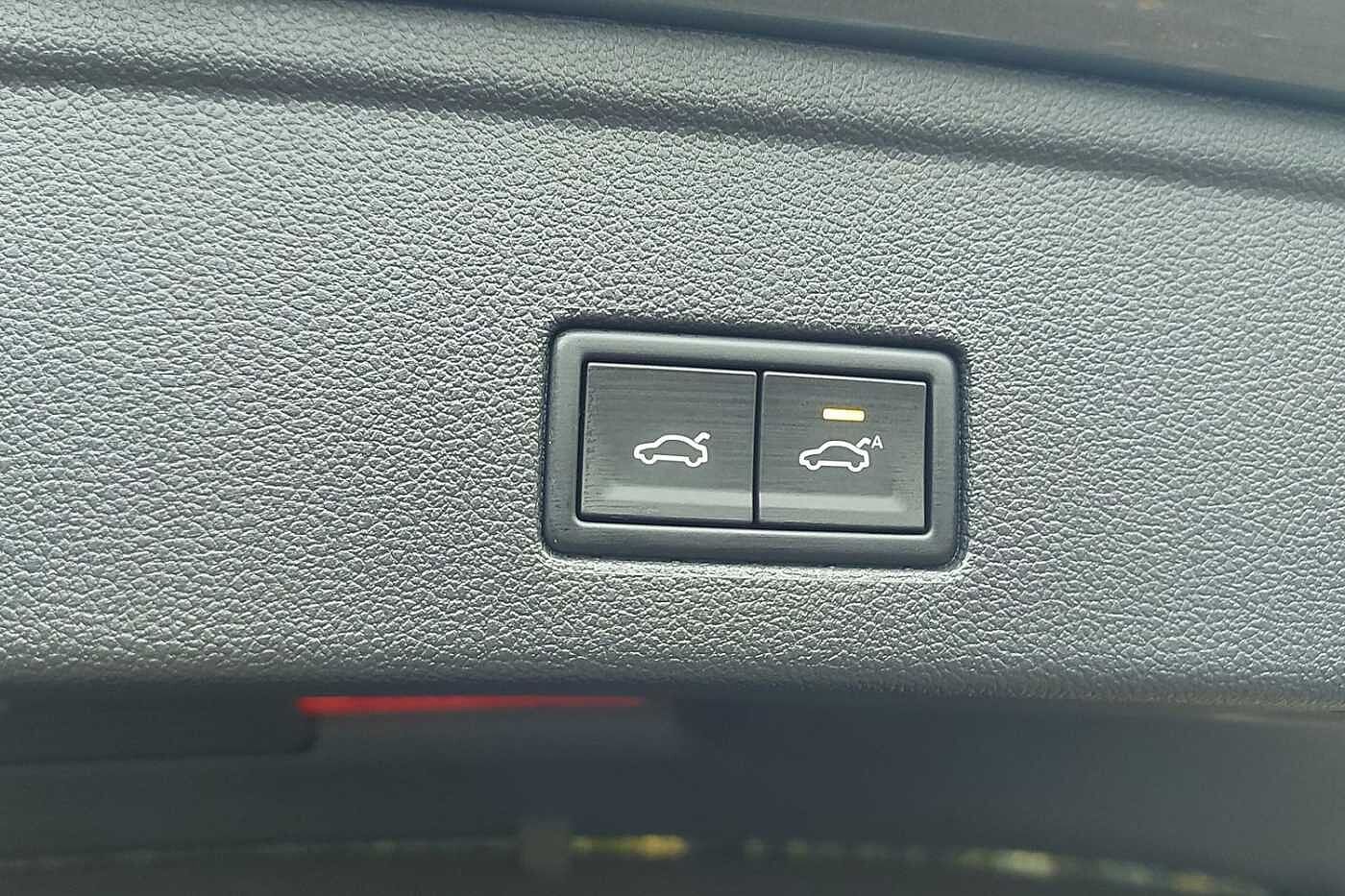 Used Volkswagen Touareg 2025 for sale - 77176612: Photo 13