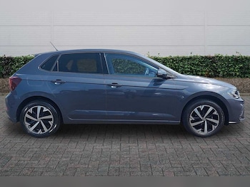 Used Volkswagen Polo 2024 for sale - 79108161: Photo