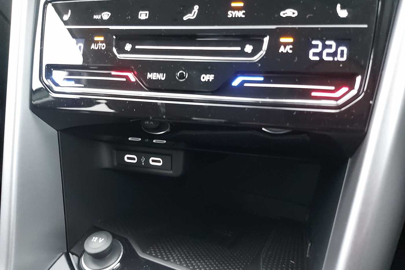 Used Volkswagen T-Roc 2025 for sale - 77177105: Photo 17