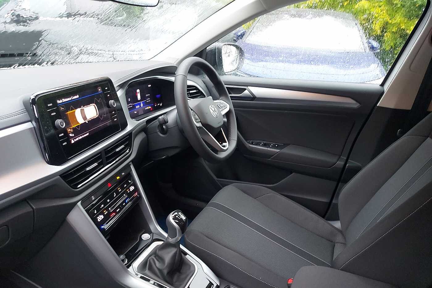 Used Volkswagen T-Roc 2025 for sale - 77177105: Photo 2