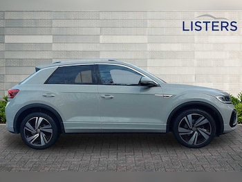 Used Volkswagen T-Roc 2023 for sale - 77046352: Photo