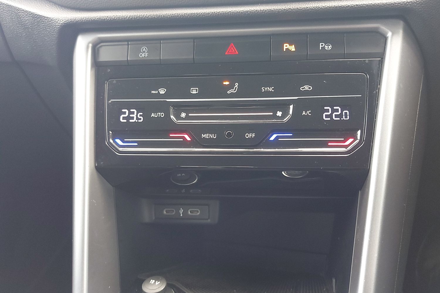 Used Volkswagen T-Roc 2024 for sale - 77397107: Photo 13