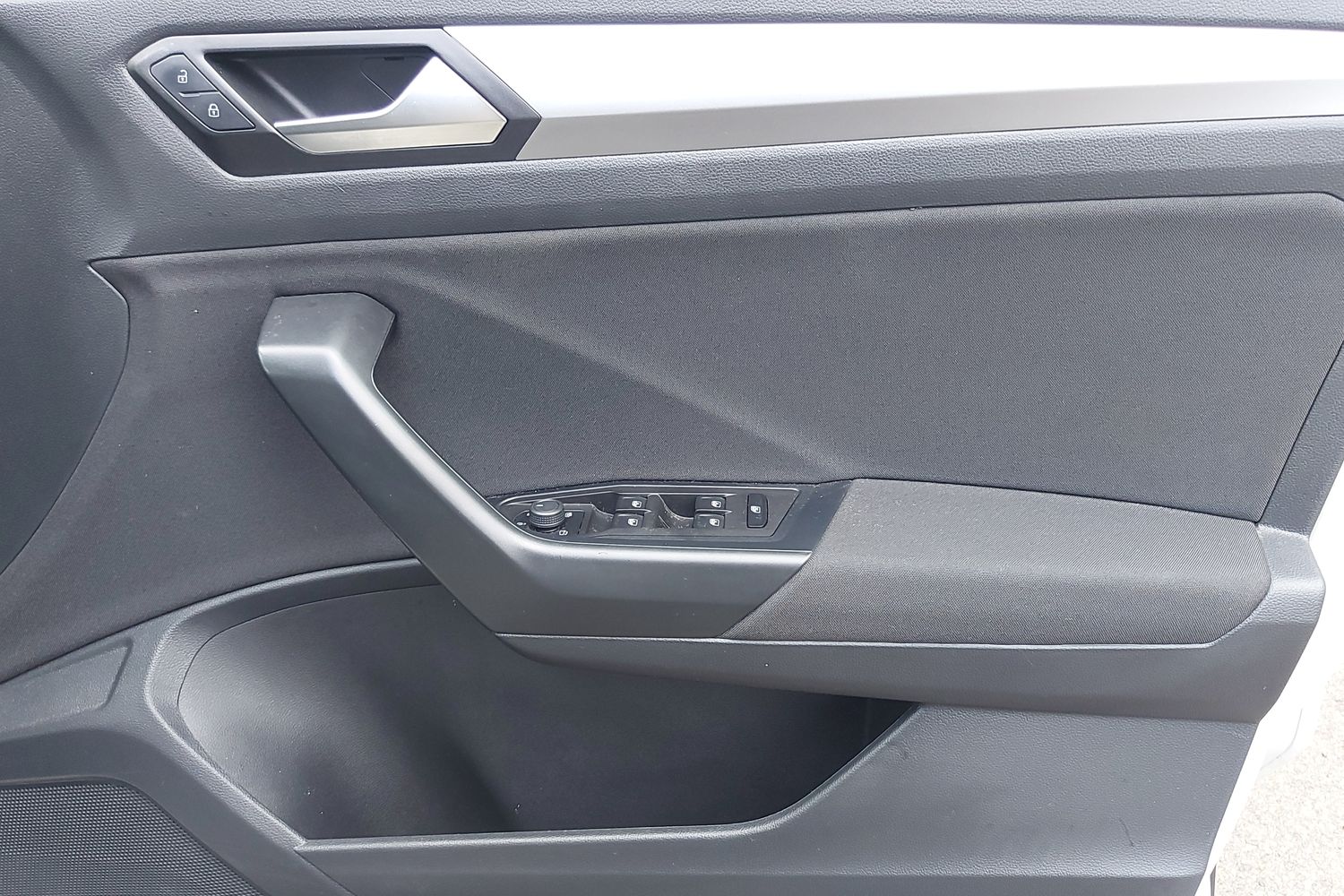 Used Volkswagen T-Roc 2024 for sale - 77397107: Photo 19