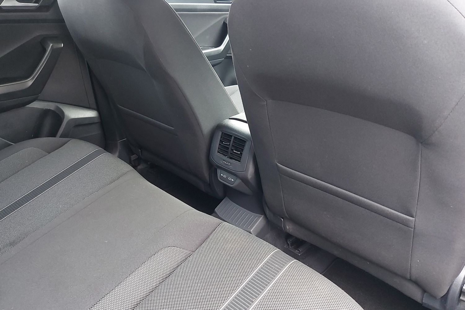 Used Volkswagen T-Roc 2024 for sale - 77397107: Photo 20