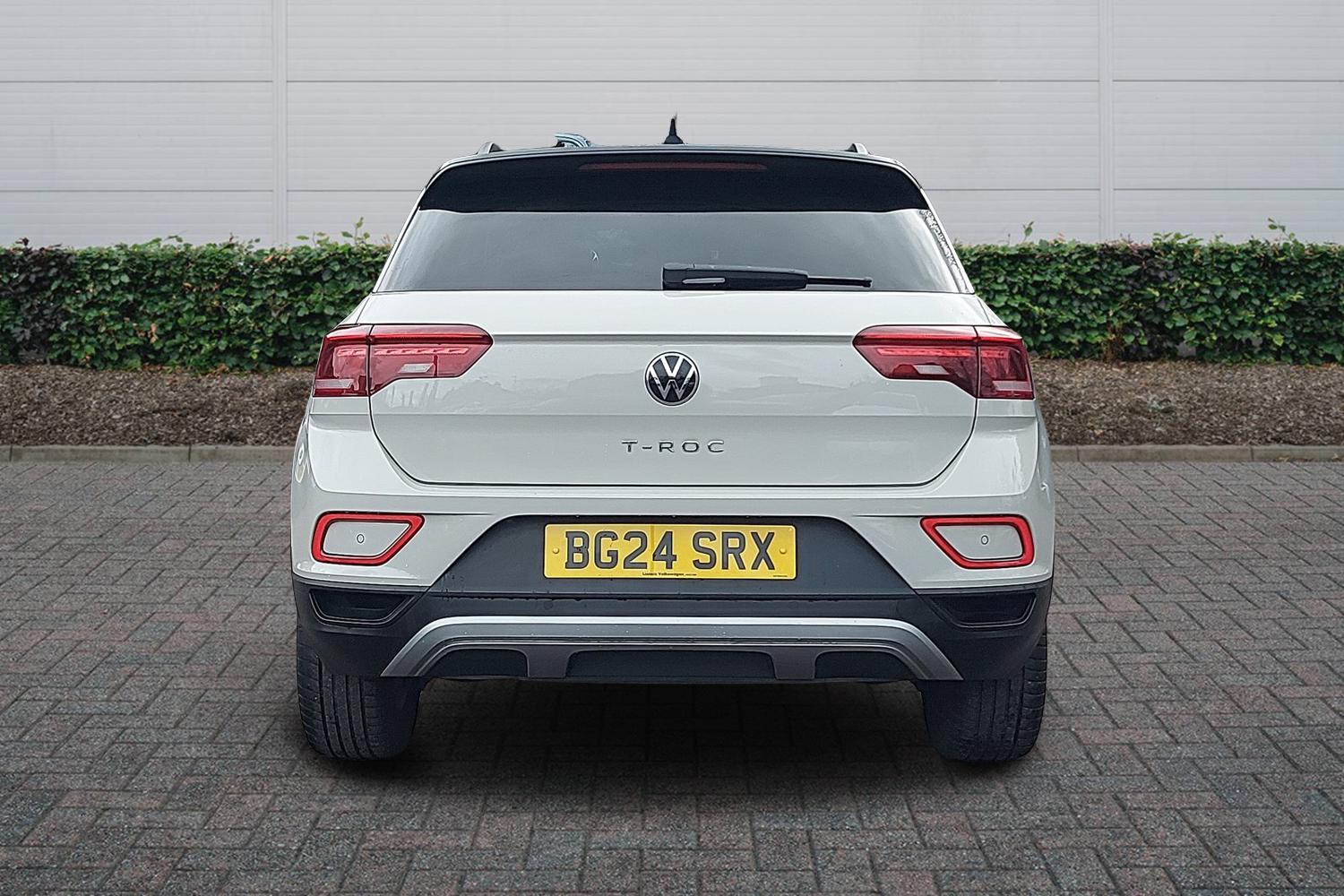 Used Volkswagen T-Roc 2024 for sale - 77397107: Photo 4