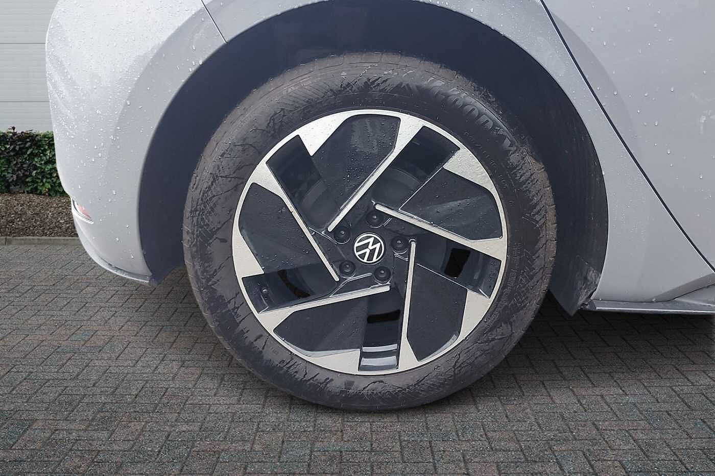 Used Volkswagen ID.3 2025 for sale - 77176609: Photo 5