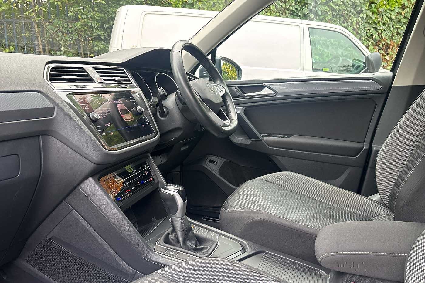 Used Volkswagen Tiguan 2021 for sale - 76271560: Photo 2
