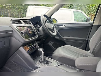 Used Volkswagen Tiguan 2021 for sale - 76271560: Photo